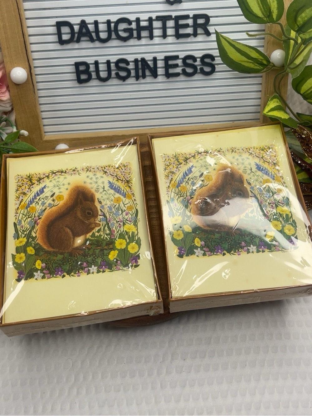 Vintage Hallmark Sharon Juntz Bunny Rabbit Boxed Stationery 10 Notes Sealed